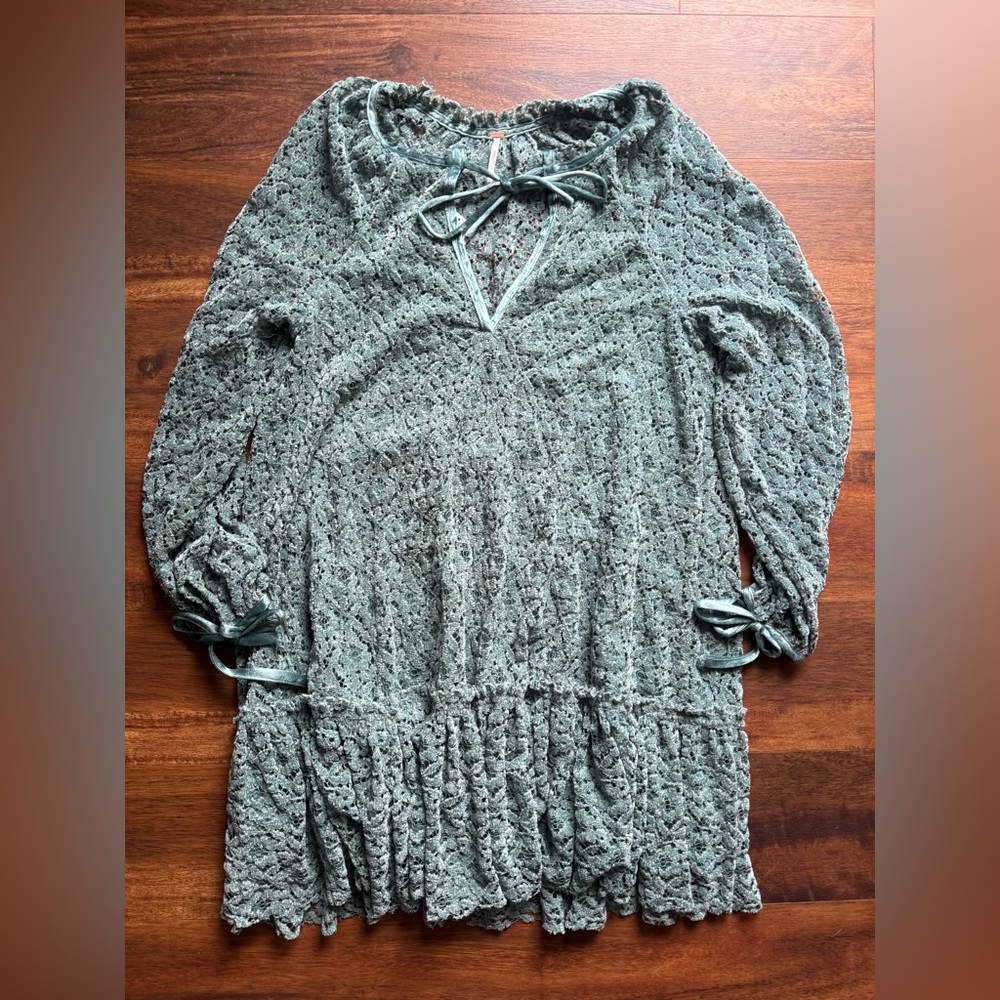 New tags, free people turquoise velvet, mini dress